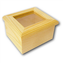 Fa fedeles doboz műanyag tetővel 7,5 x 7 x 4,7 cm